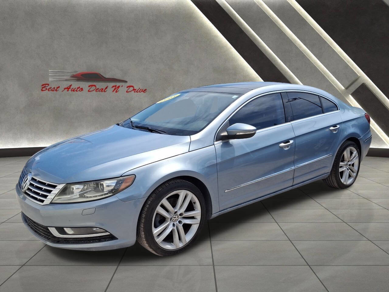 Used 2013 Volkswagen CC Lux image 2