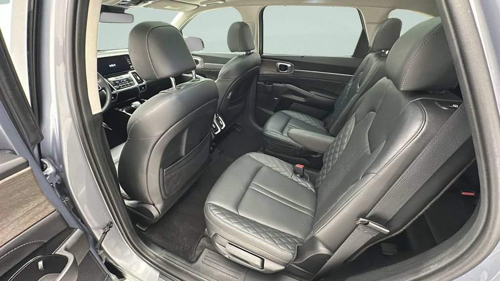 Used 2023 Kia Sorento SX Prestige AWD/4WD image 10