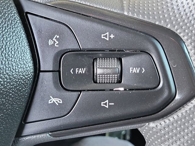 Used 2024 Chevrolet Trax LS w/ LS Convenience Package image 9