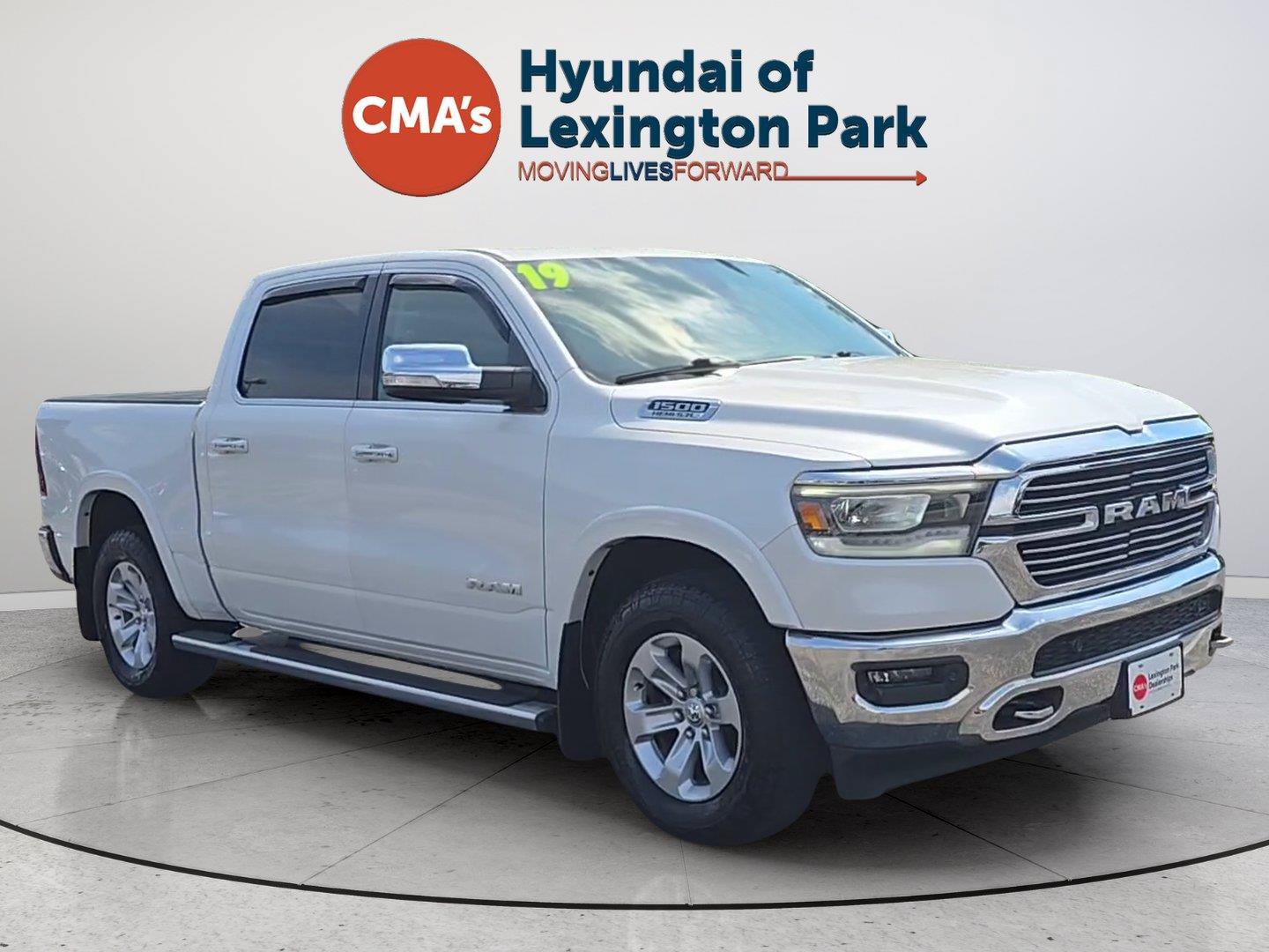 Used 2019 RAM 1500 Laramie AWD/4WD image 7