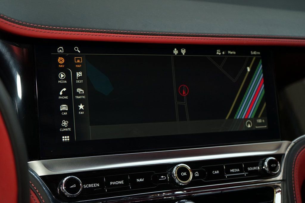 Used 2021 Bentley Flying Spur V8 image 17