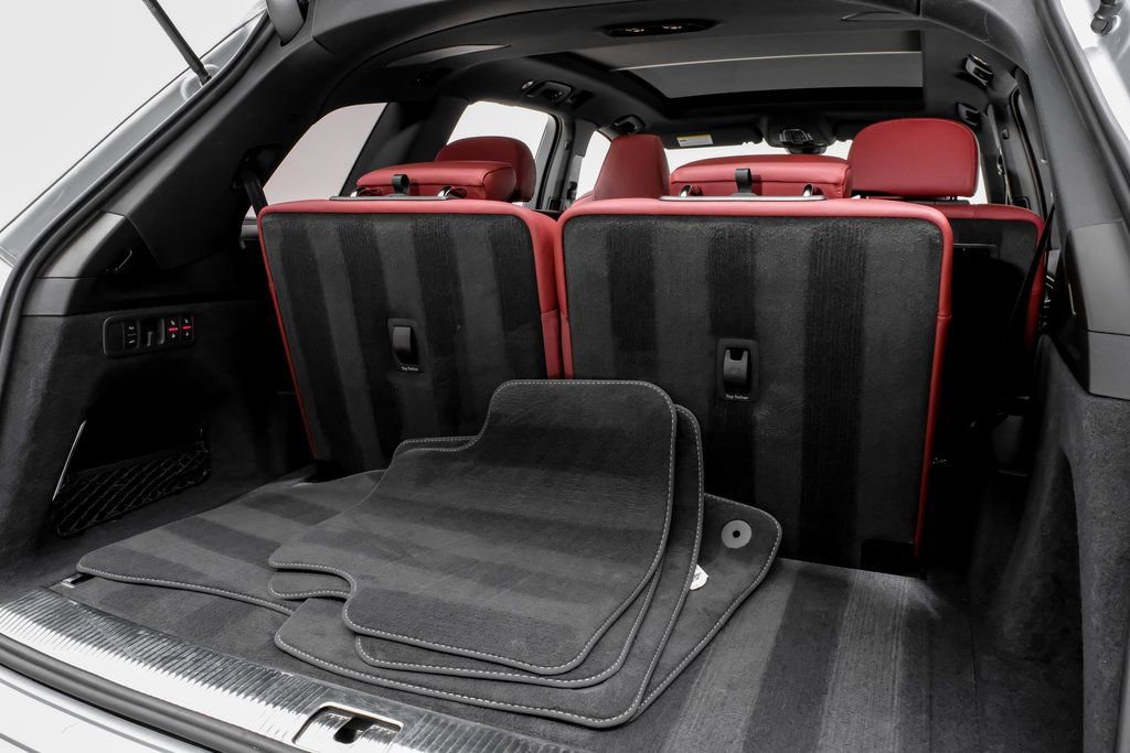Used 2024 Audi SQ7 Prestige image 46