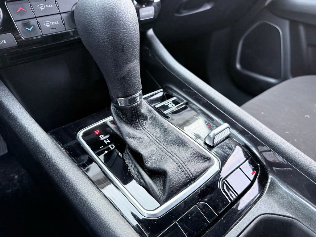 Used 2023 Jeep Compass Sport image 21