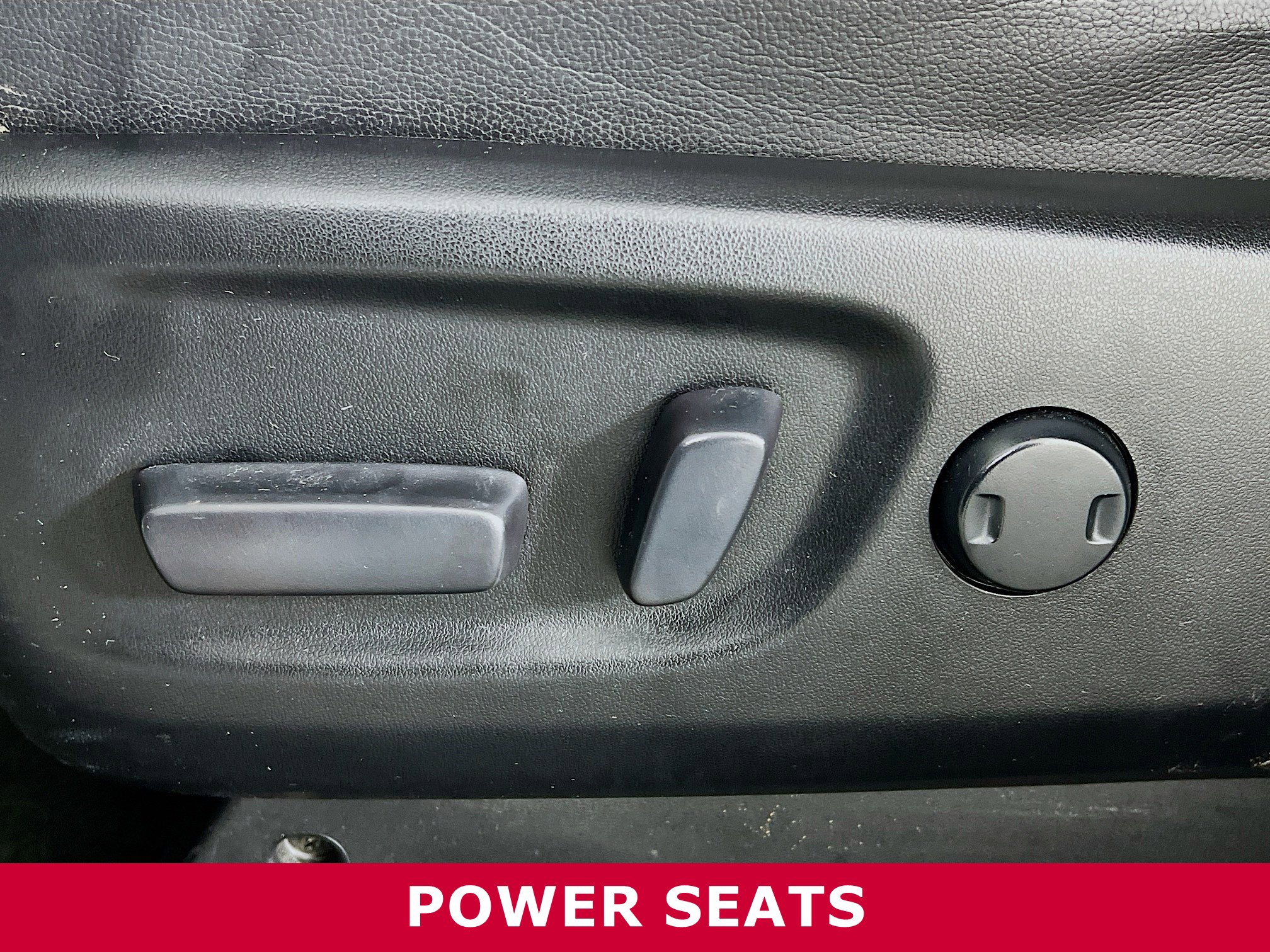 Used 2018 Toyota Sienna SE Premium image 4