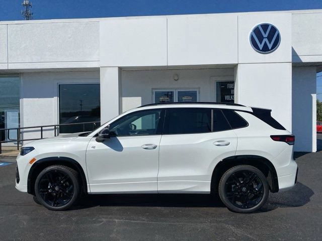 New 2025 Volkswagen Tiguan SE R-Line image 12