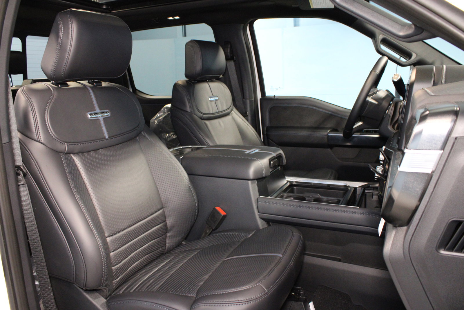 New 2025 Ford F250 Platinum image 22