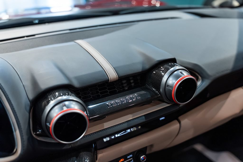 Certified 2023 Ferrari 812 GTS RWD image 39
