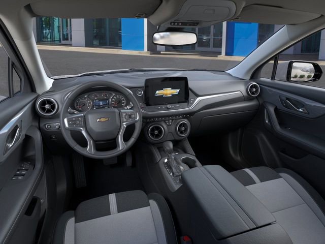 New 2025 Chevrolet Blazer LT w/ Convenience Package FWD image 16
