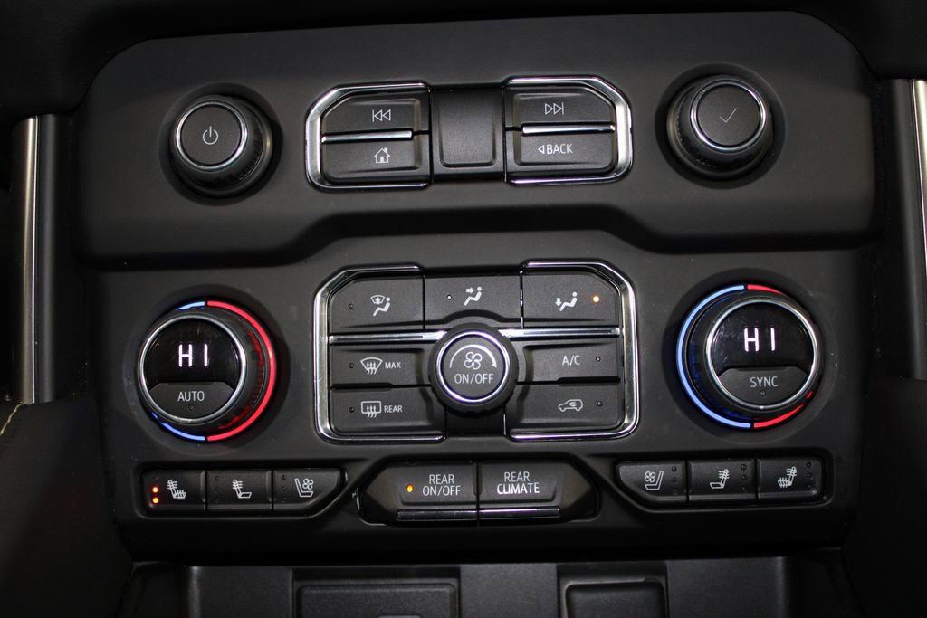 Used 2023 Chevrolet Suburban Premier image 49