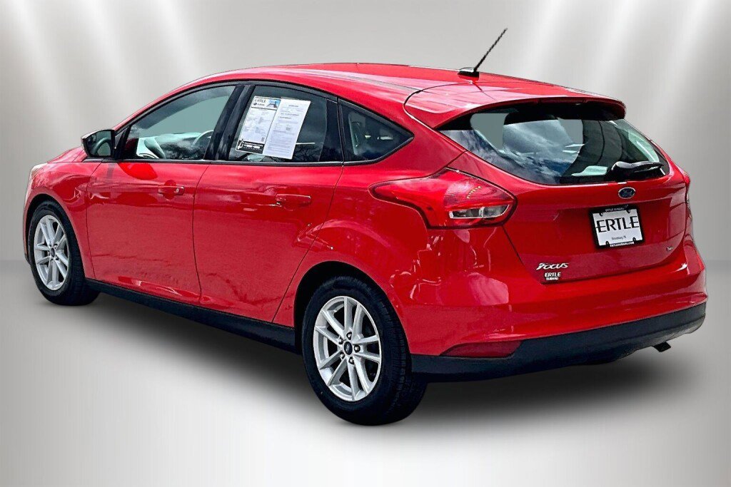 Used 2016 Ford Focus SE FWD image 4