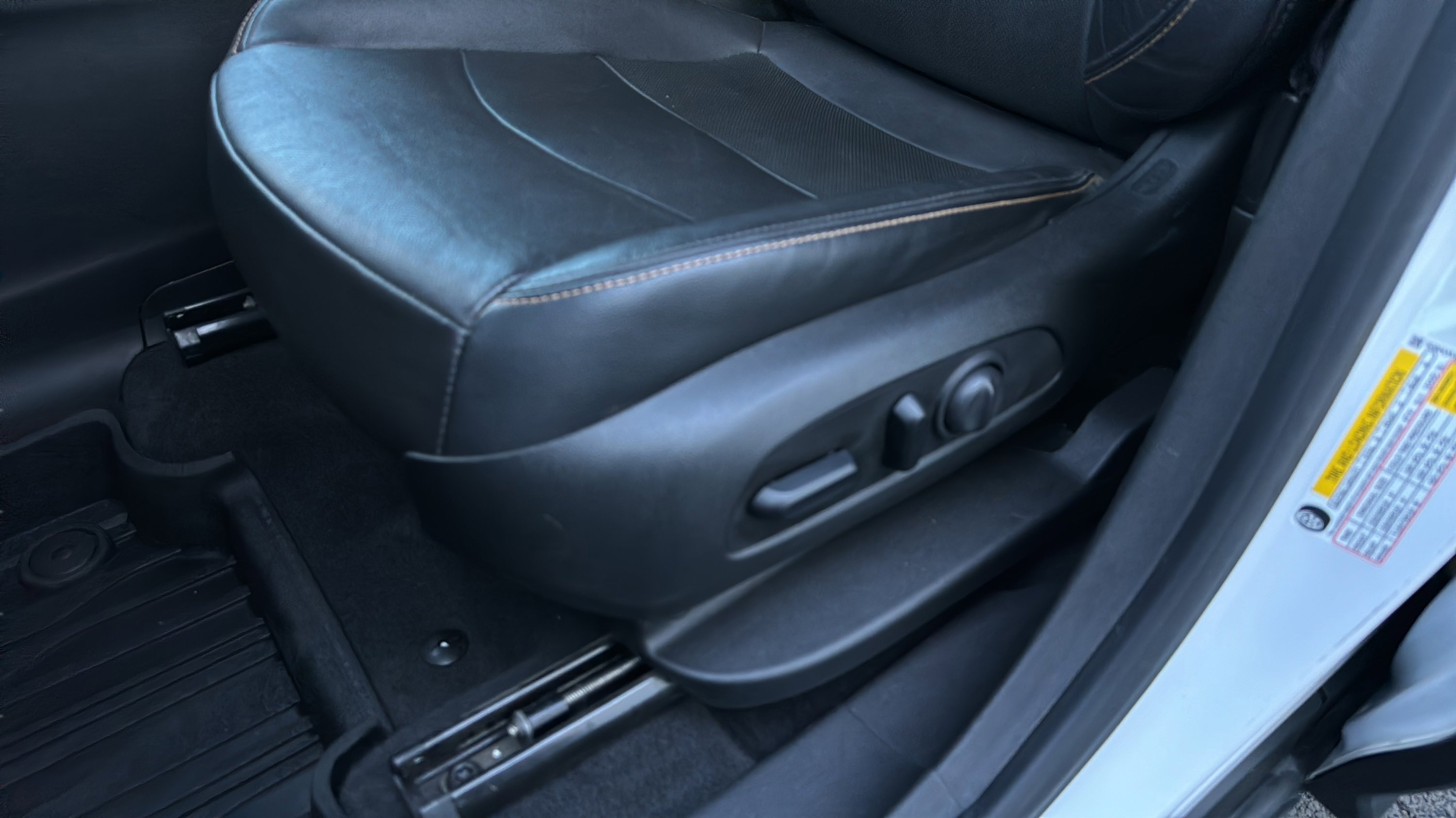 Used 2021 Chevrolet Equinox LT image 29