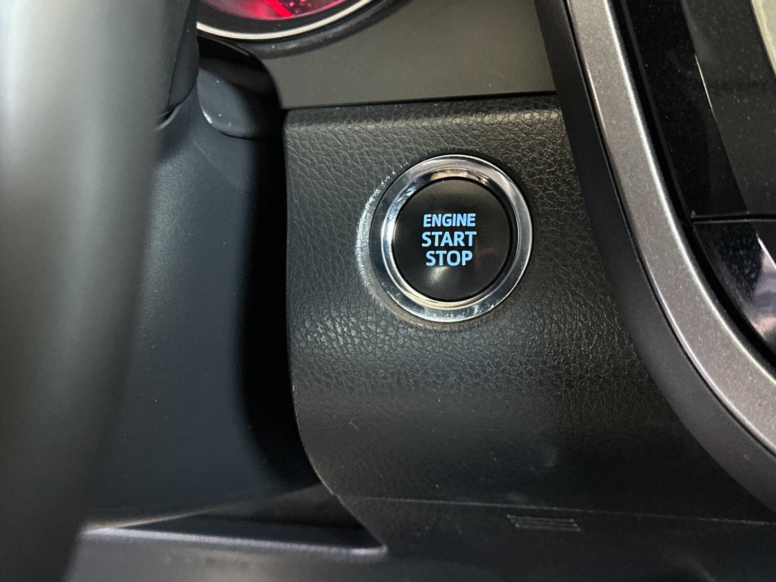 Used 2024 Toyota Camry XSE FWD image 19