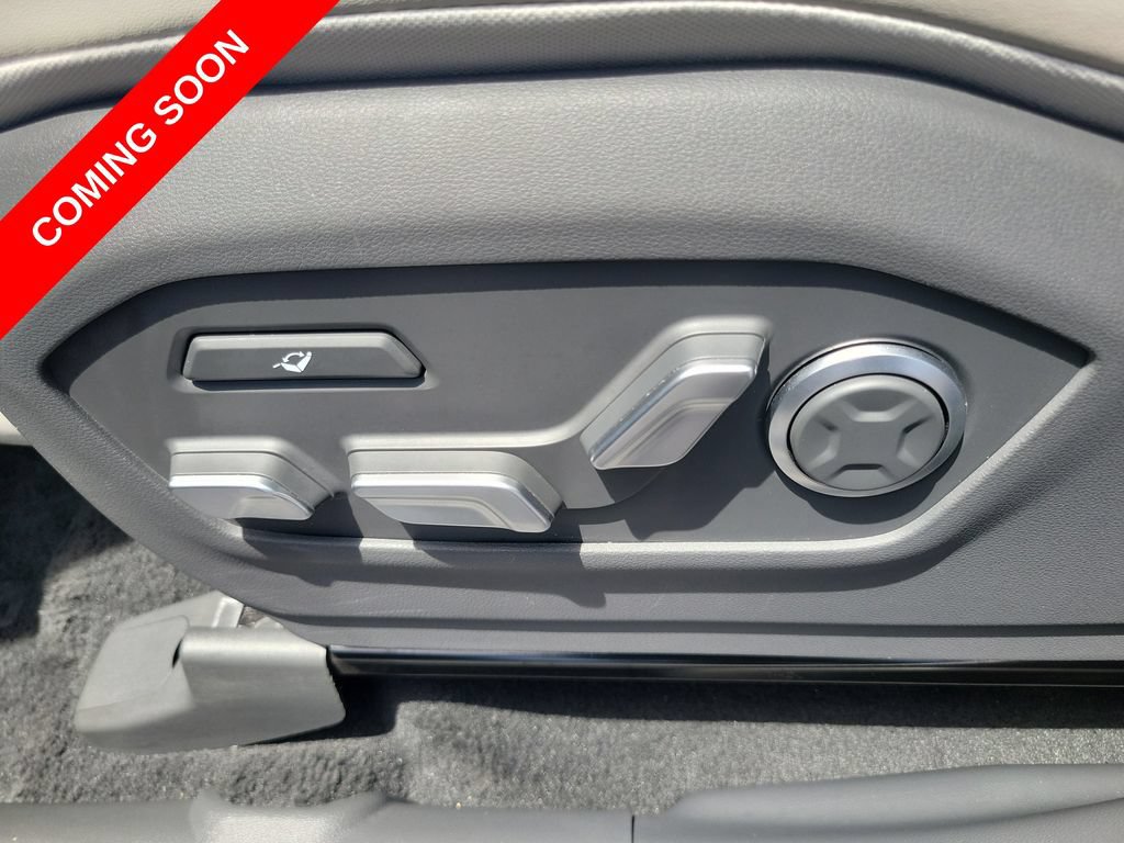 Used 2025 Hyundai Santa Fe Calligraphy FWD image 22