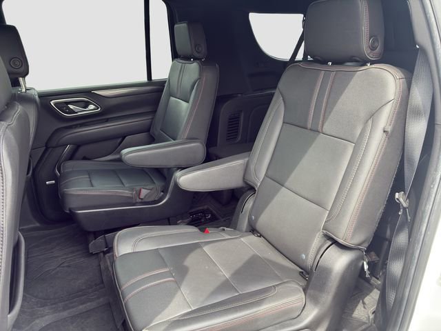 Used 2023 Chevrolet Suburban RST w/ Luxury Package AWD/4WD image 14
