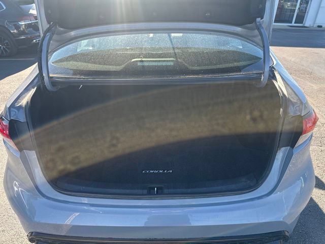 Used 2022 Toyota Corolla SE w/ Carpet Mat Package (TMS) FWD image 12