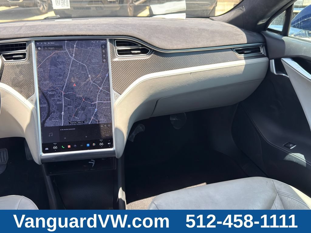 Used 2016 Tesla Model S 70 RWD image 22