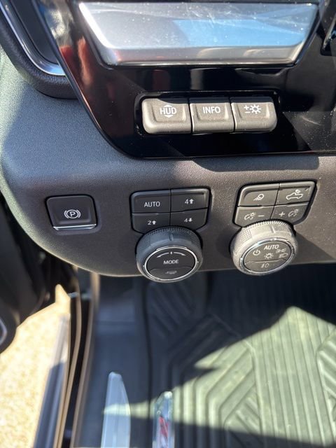 New 2026 Chevrolet Silverado 3500 High Country w/ High Country Premium Package AWD/4WD image 26