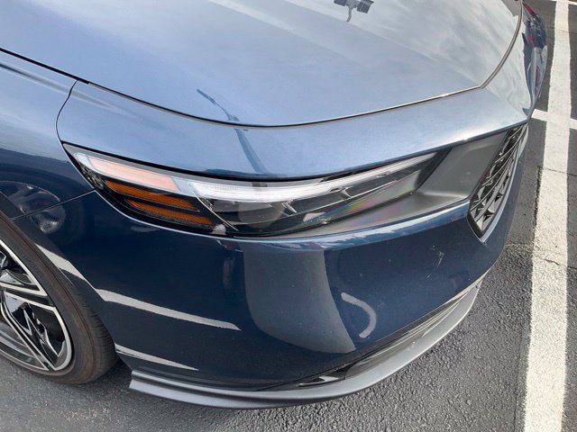 Used 2026 Honda Accord SE image 3