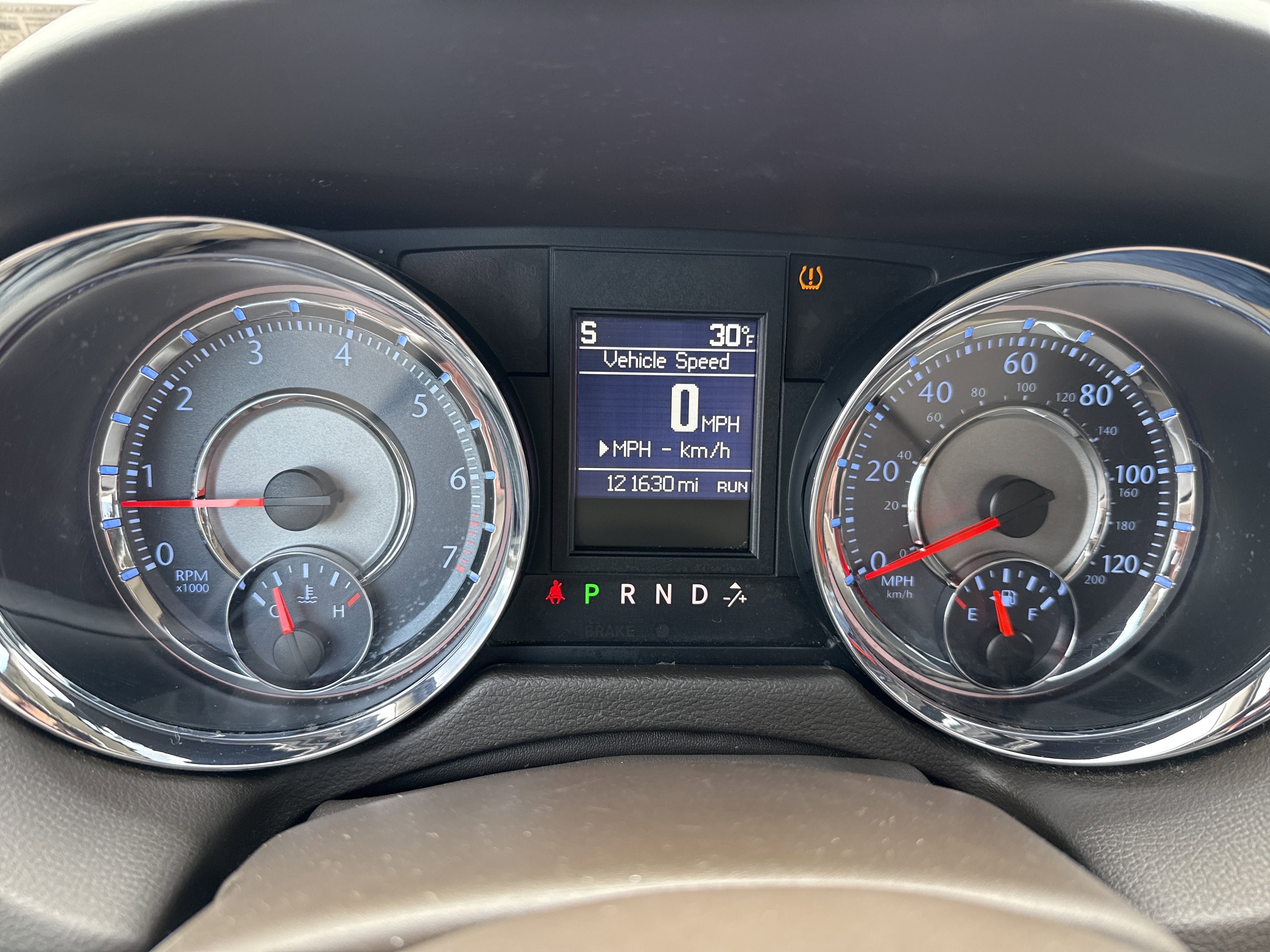 Used 2013 Chrysler Town & Country Touring image 21