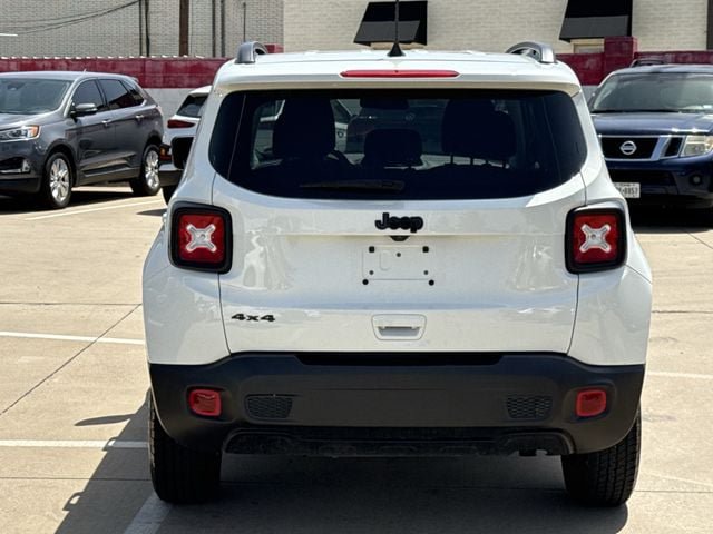 Used 2023 Jeep Renegade Latitude AWD/4WD image 5