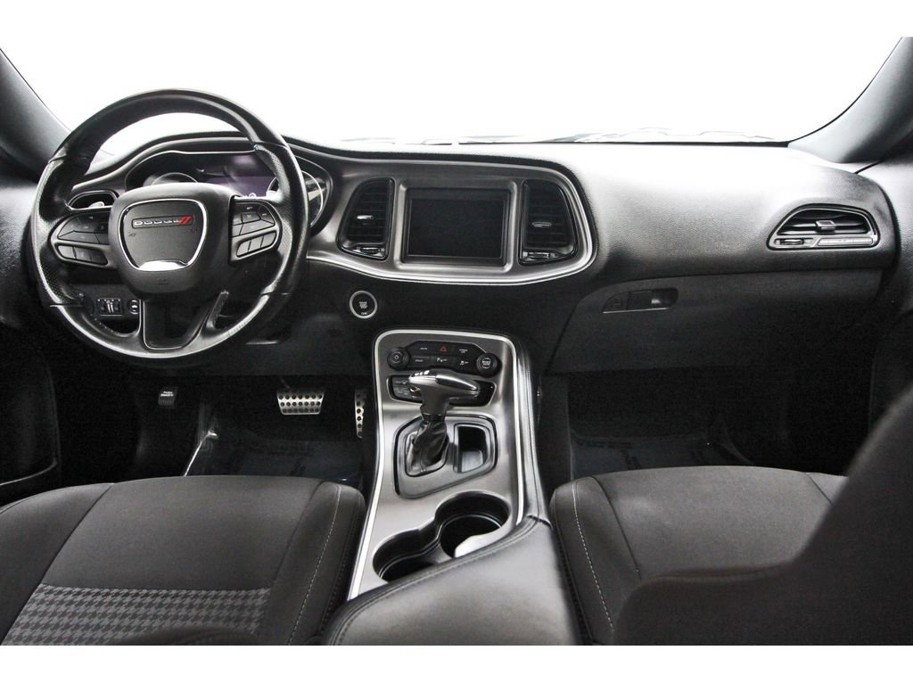 Used 2022 Dodge Challenger R/T image 7