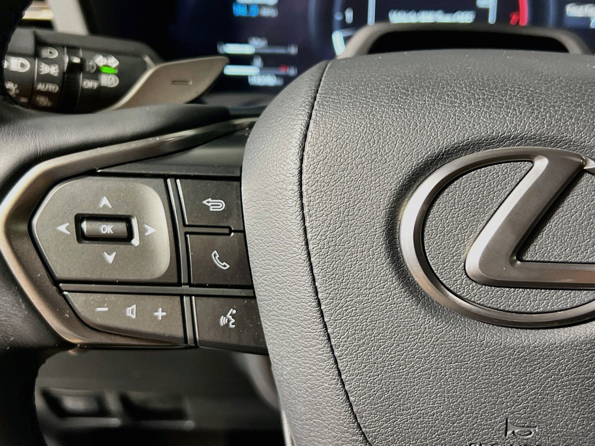 Used 2024 Lexus GX 550 w/ Accessory Package (Z1) AWD/4WD image 12