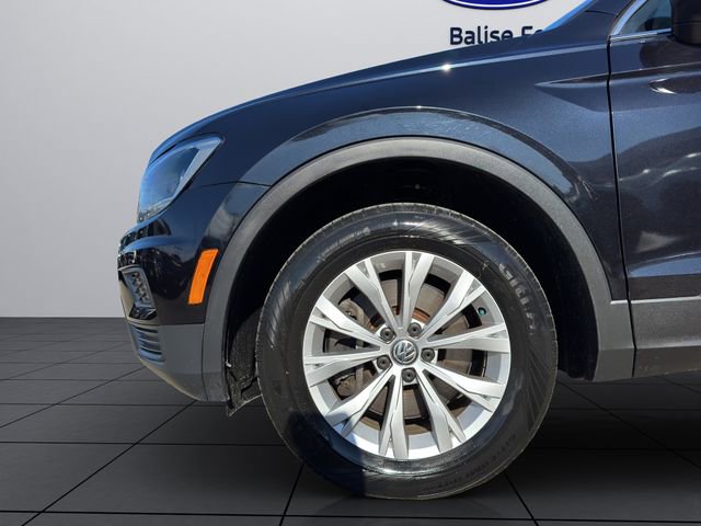 Used 2019 Volkswagen Tiguan SE w/ Panoramic Sunroof Package image 22