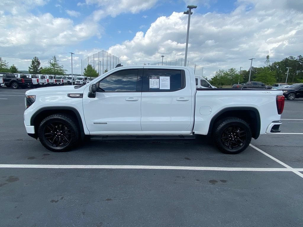 Used 2023 GMC Sierra 1500 Elevation w/ Elevation Premium Package AWD/4WD image 4