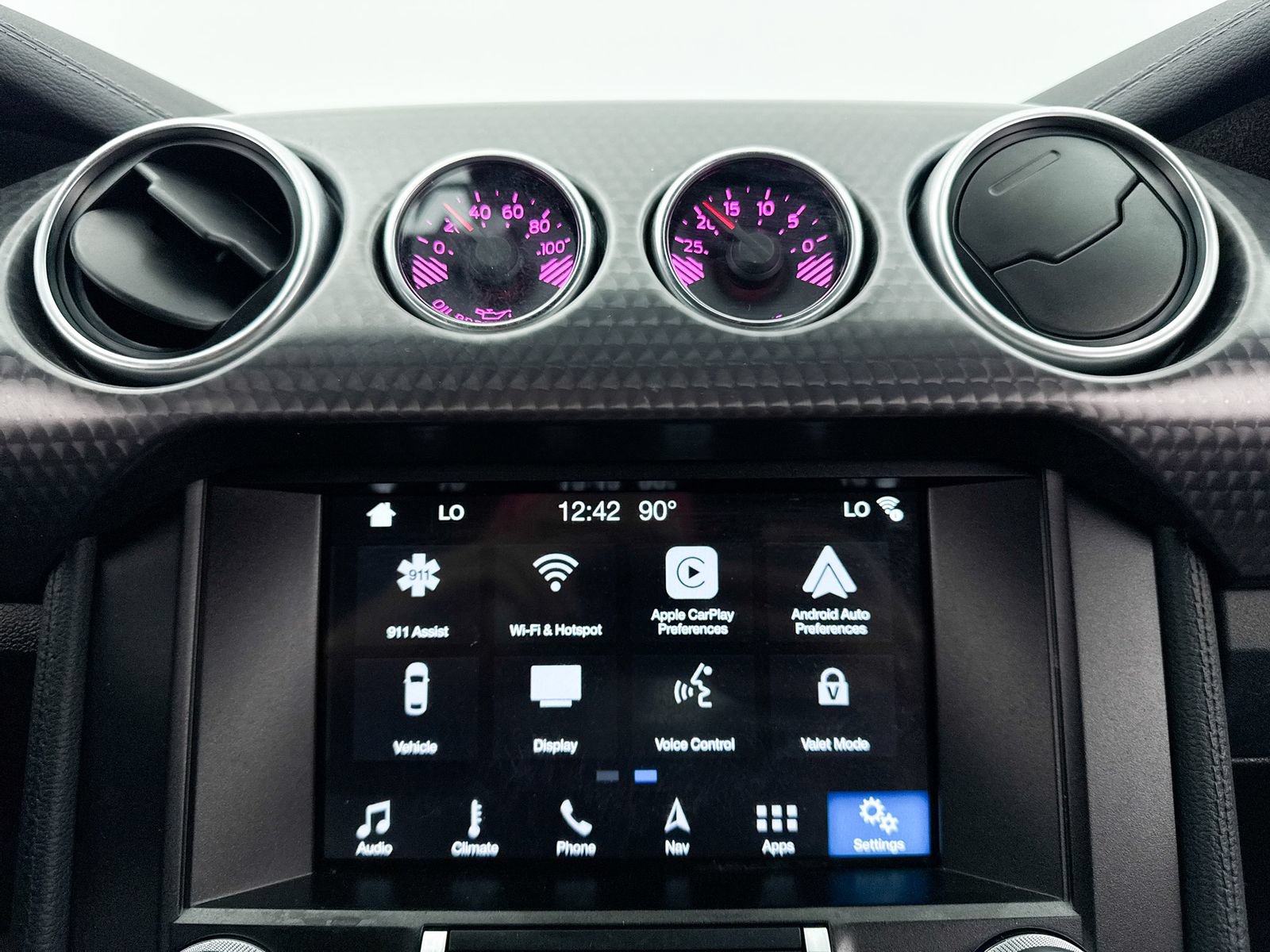 Used 2018 Ford Mustang GT Premium w/ GT Performance Package RWD image 24