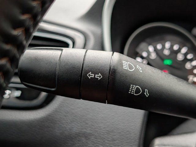 Used 2019 Jeep Compass Limited AWD/4WD image 24