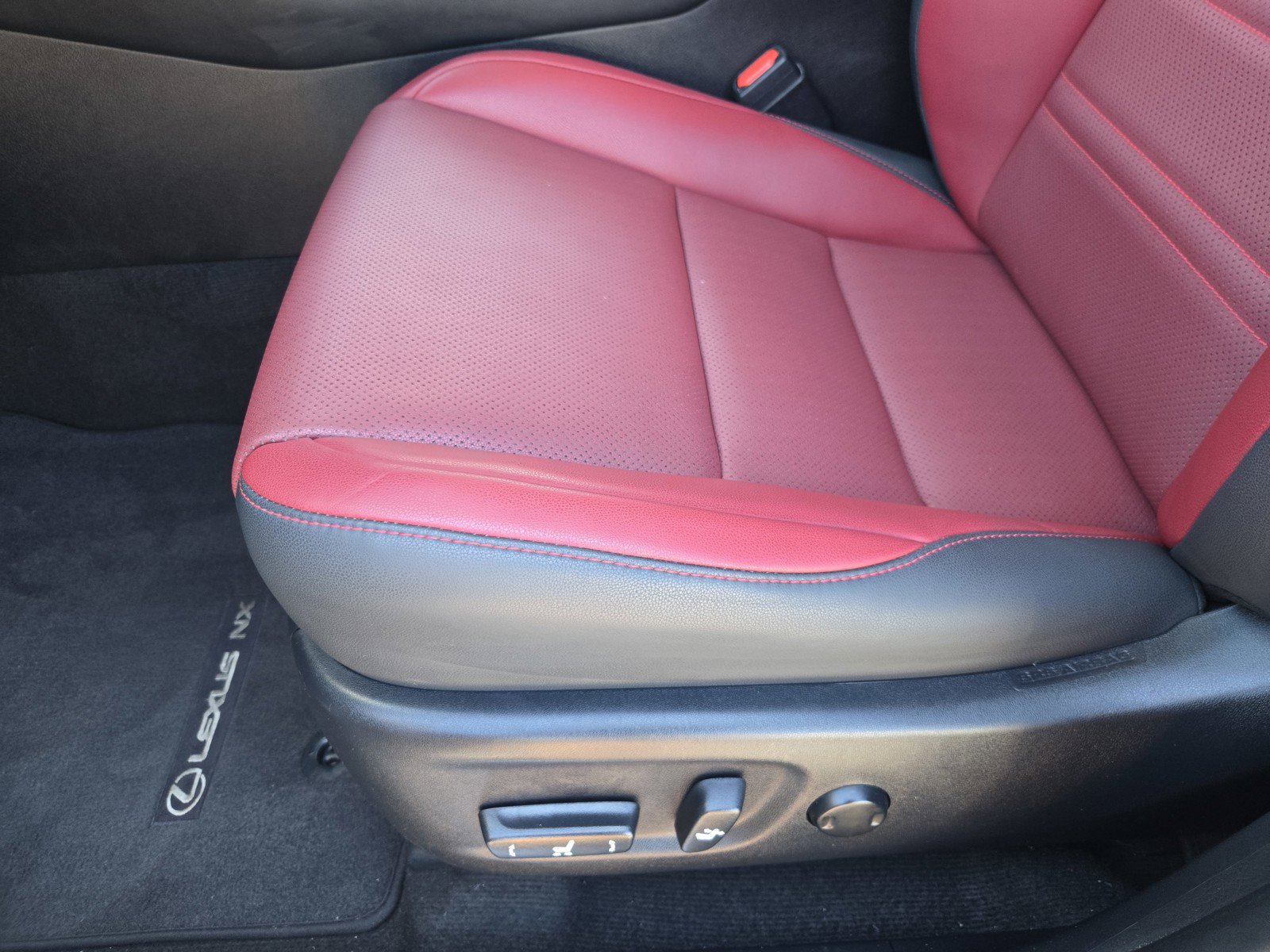 Used 2020 Lexus NX 300h AWD w/ Premium Package image 18