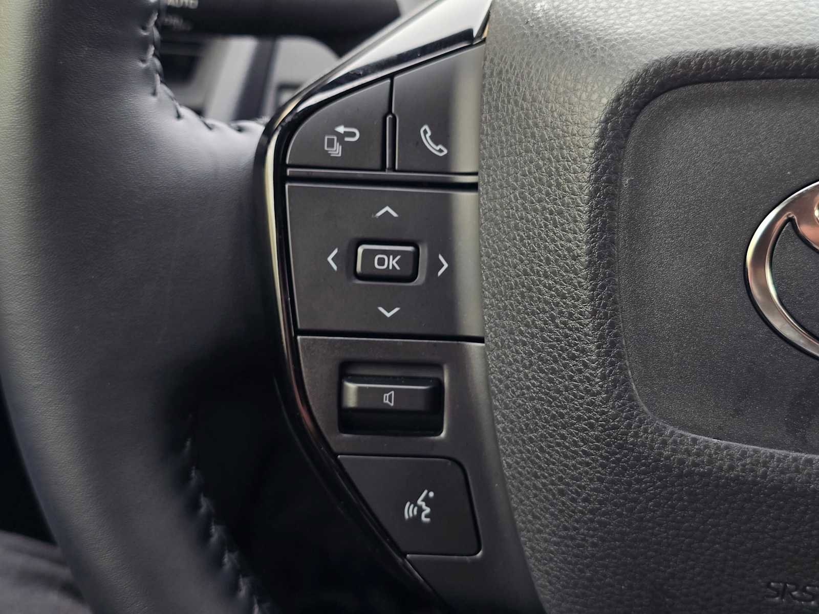 Used 2026 Toyota Prius Nightshade image 32