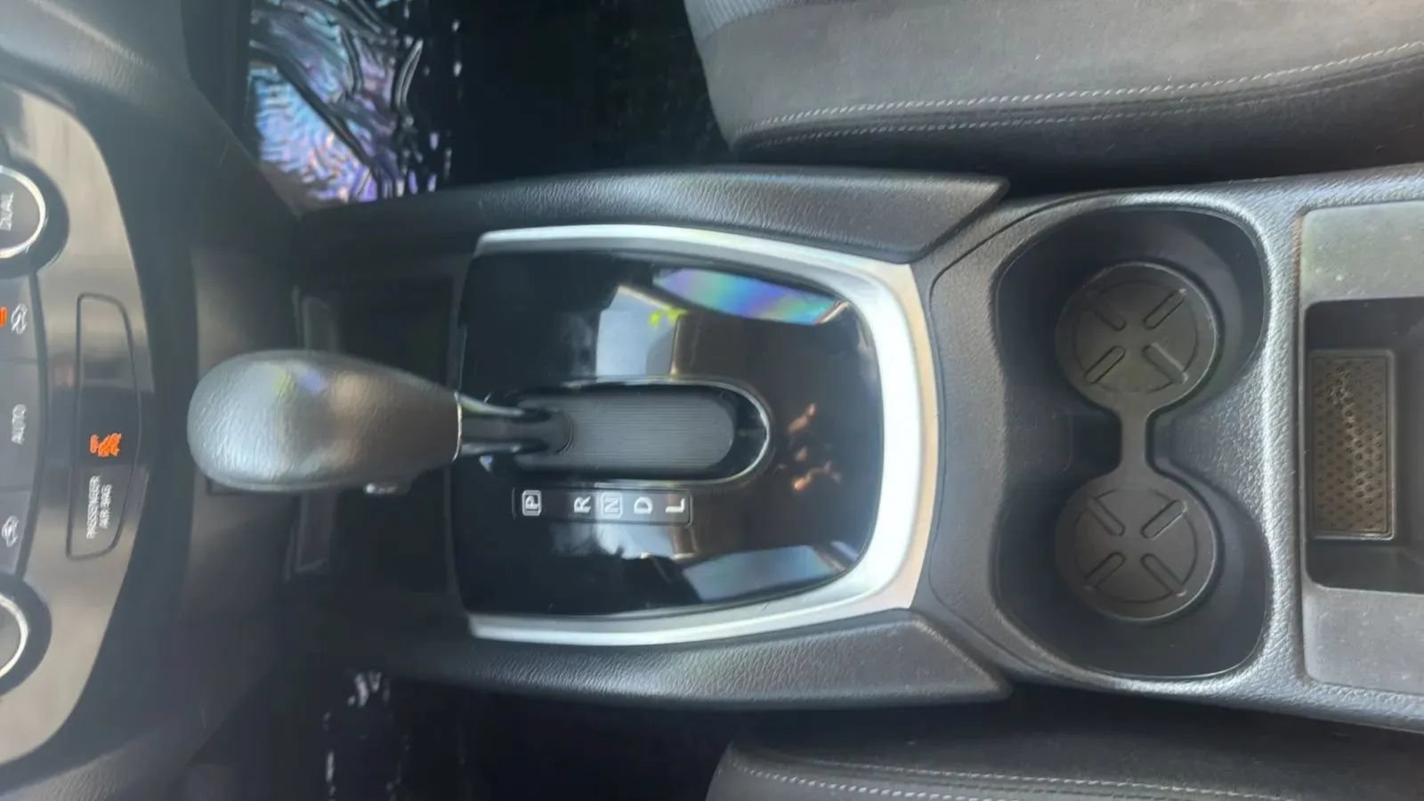 Used 2016 Nissan Rogue SV FWD image 18