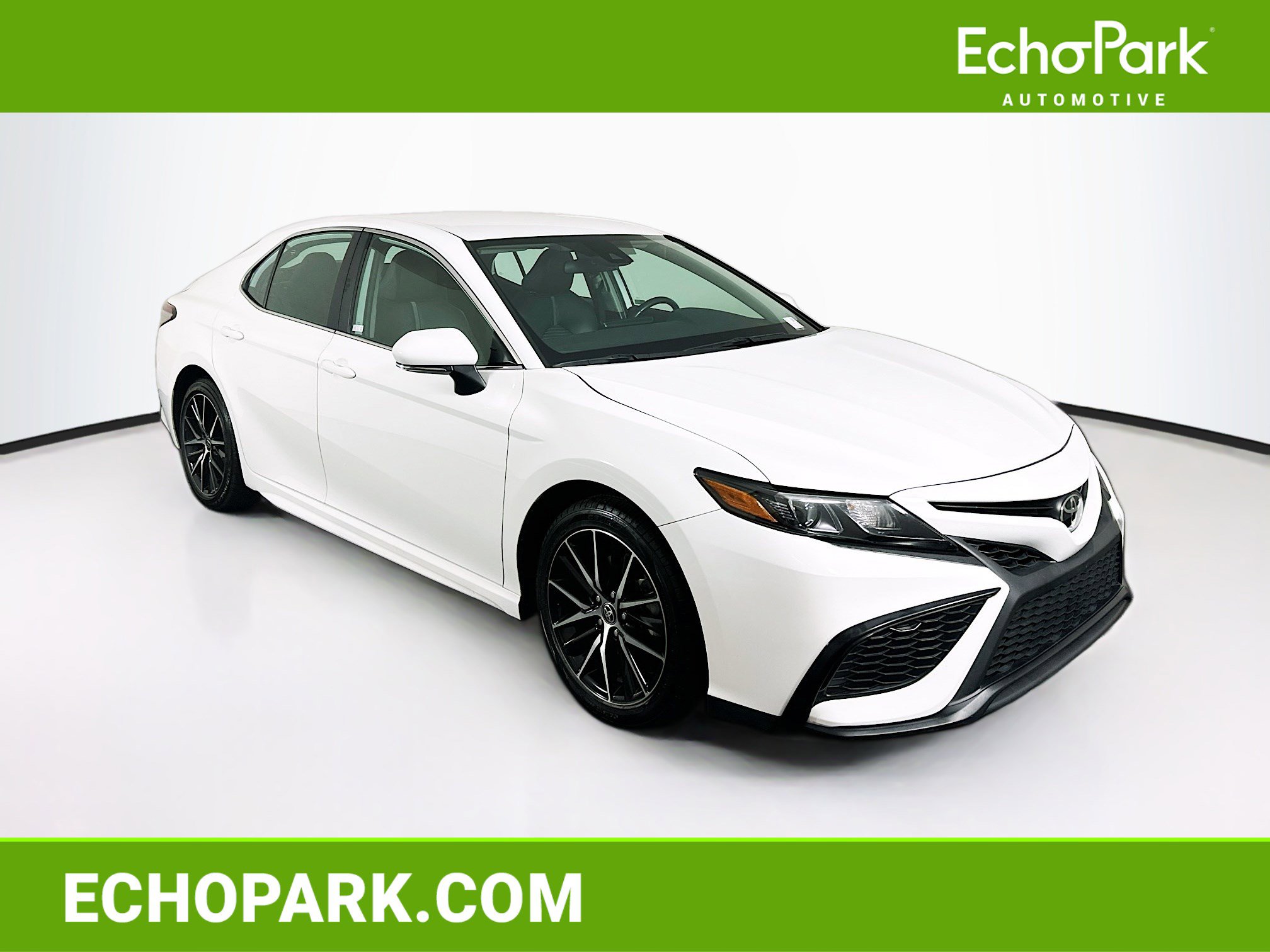 Used 2024 Toyota Camry SE