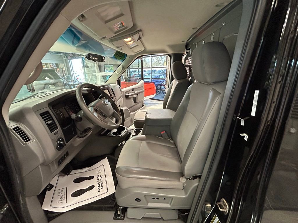 Used 2016 Nissan NV 2500 SL w/ Technology Package image 41