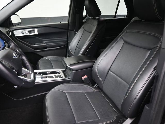 Used 2020 Ford Explorer Limited image 33