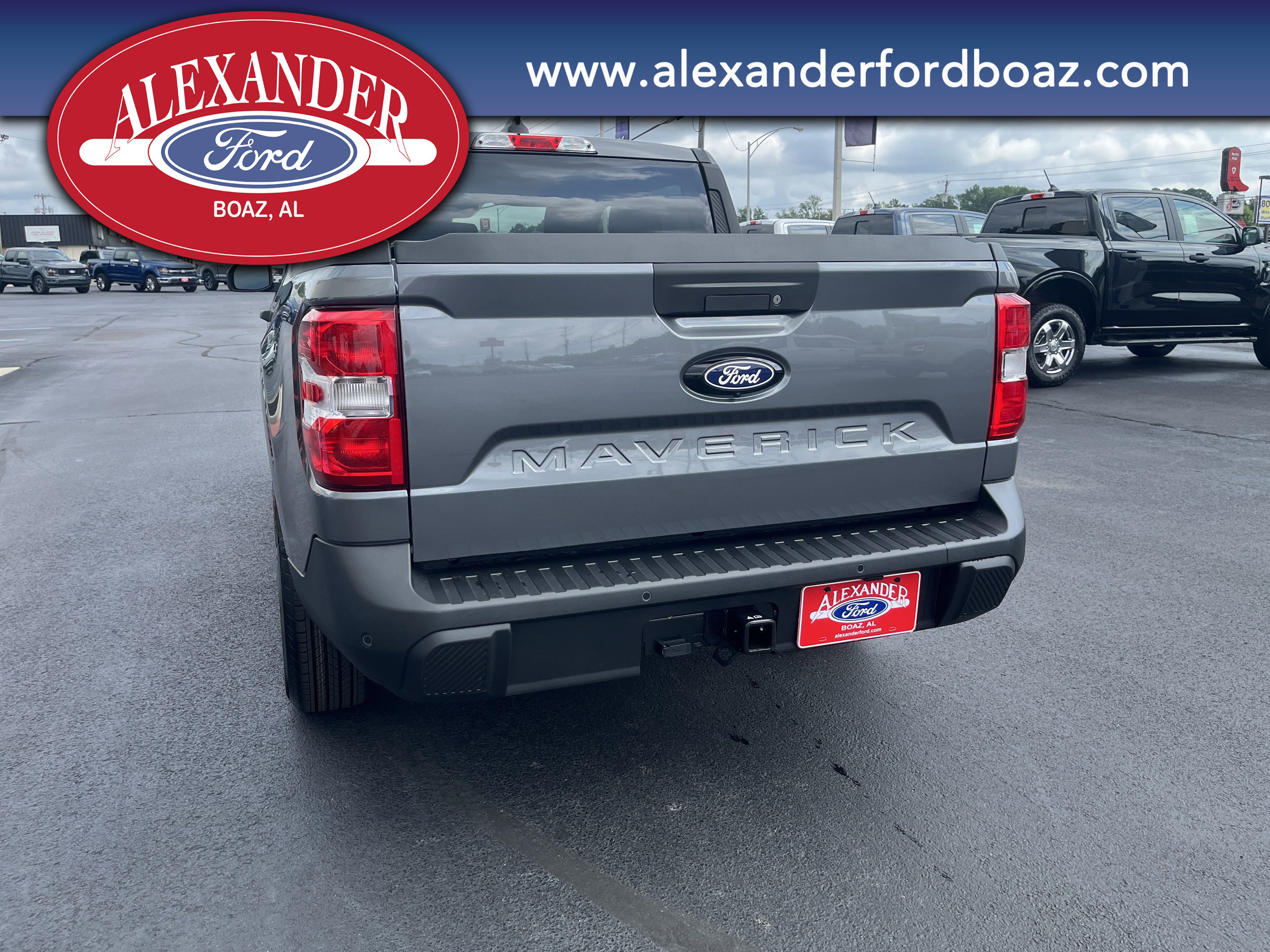 New 2025 Ford Maverick XL image 6