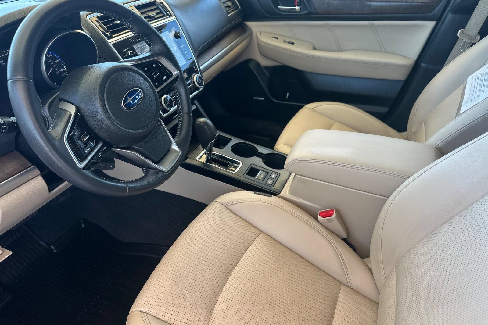 Used 2018 Subaru Outback 2.5i Limited AWD/4WD image 10