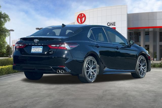 Certified 2023 Toyota Camry SE FWD image 5