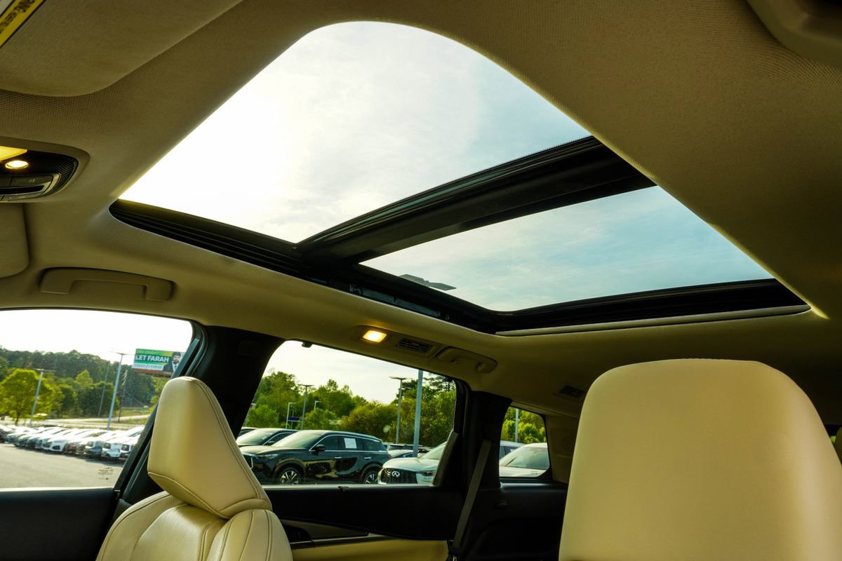 Used 2023 INFINITI QX60 Luxe w/ Vision Package image 38