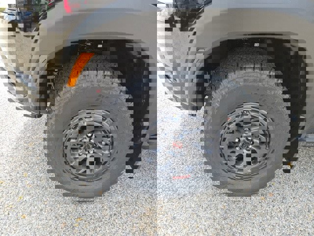 New 2026 Nissan Frontier PRO-4X image 6