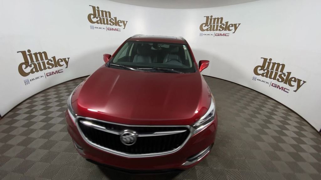 Used 2021 Buick Enclave Essence w/ Sound and Sites Package image 3