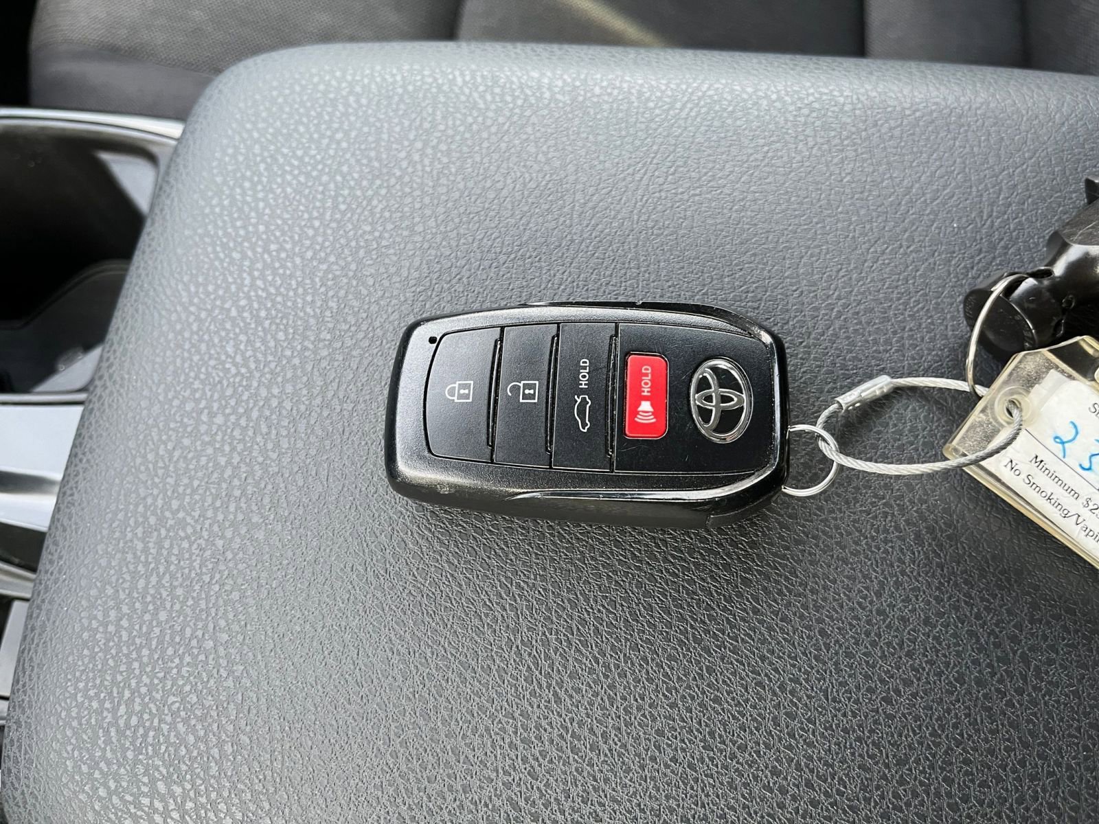 Used 2025 Toyota Camry LE image 20