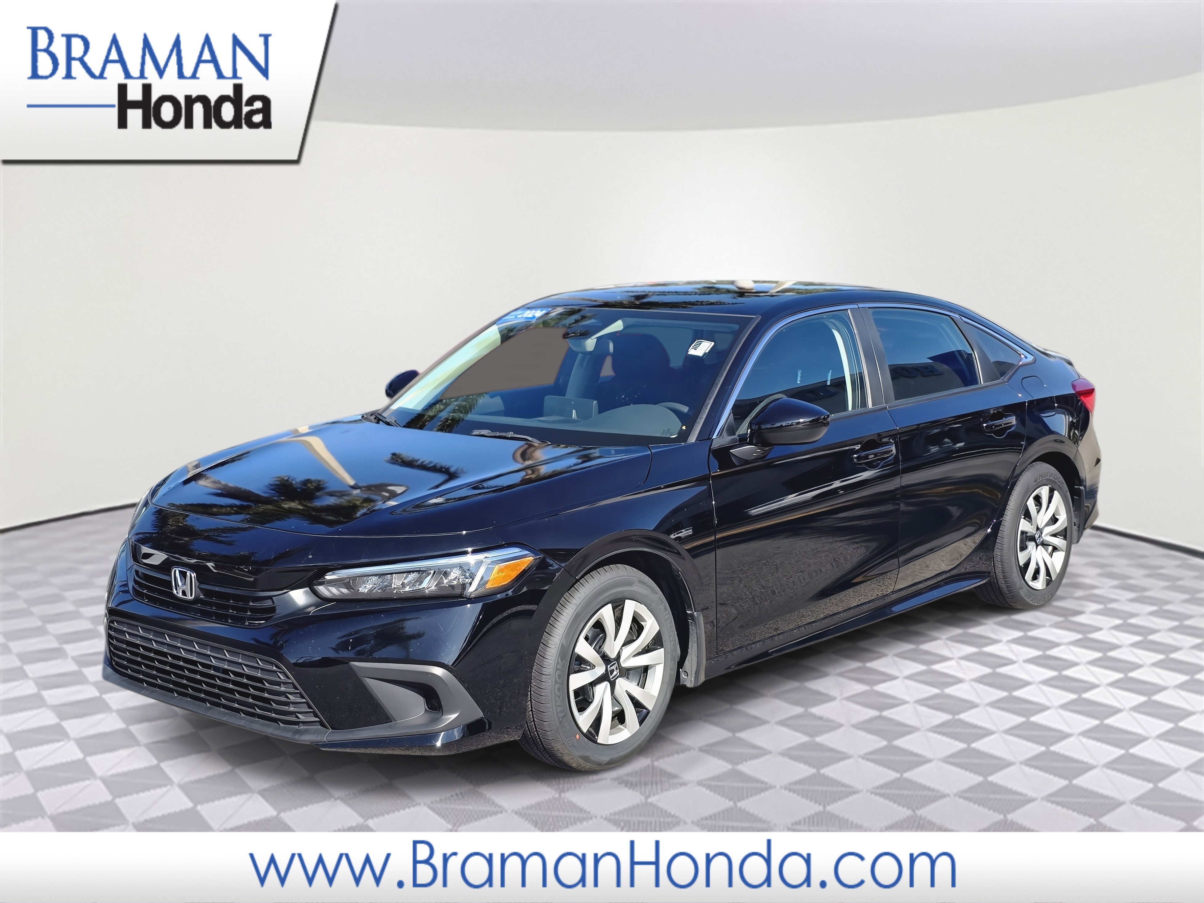 Certified 2024 Honda Civic LX image 1