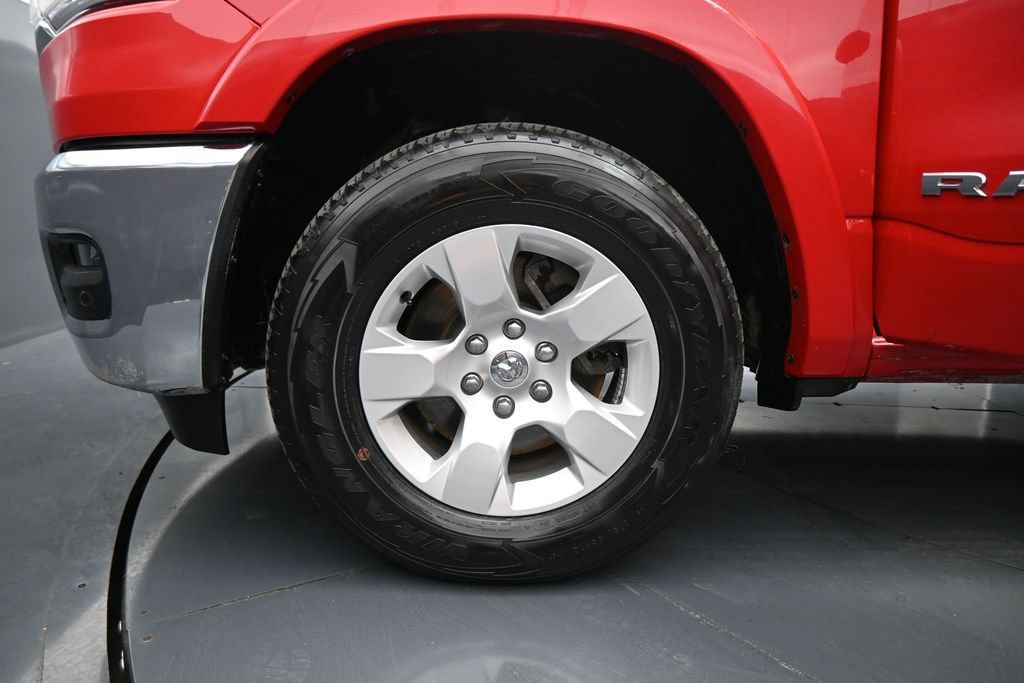 Used 2025 RAM 1500 Big Horn AWD/4WD image 29