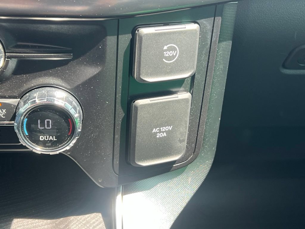 Used 2021 Ford F150 Platinum w/ Equipment Group 701A High AWD/4WD image 33