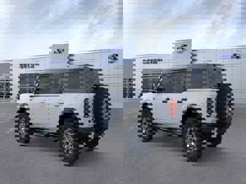 New 2025 Ford Bronco Badlands image 4