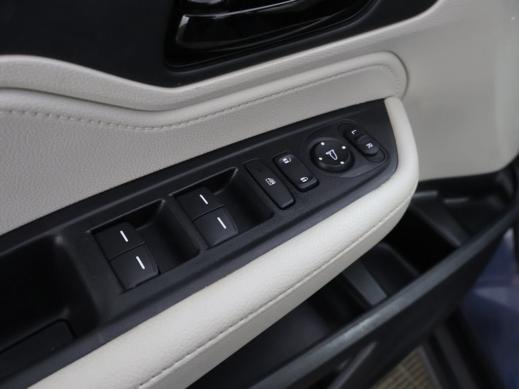 Used 2025 Honda Odyssey EX-L image 35