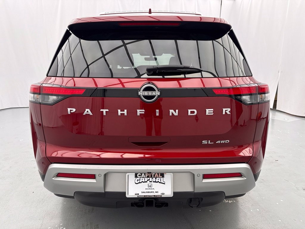 Used 2023 Nissan Pathfinder SL w/ SL Premium Package AWD/4WD image 8