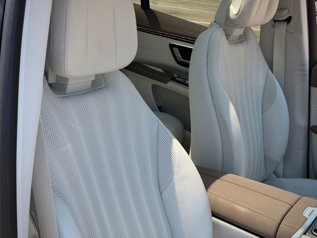 Used 2023 Mercedes-Benz EQS 580 4MATIC SUV image 14